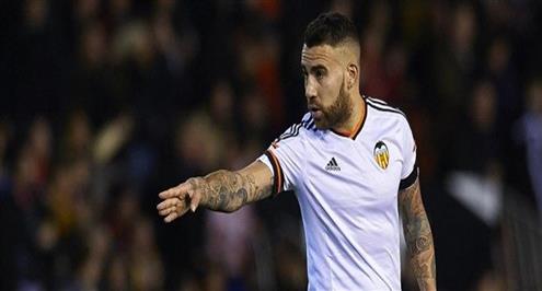 أوتاميندي يشارك في مران فالنسيا رغم احتمالات رحيله